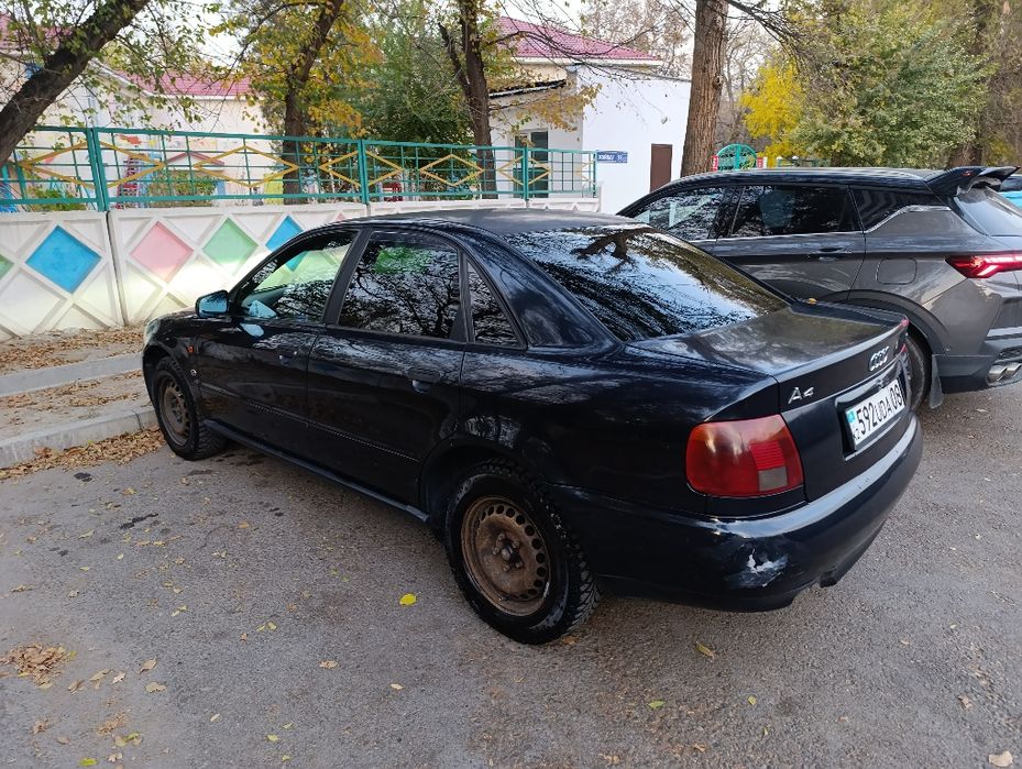 Продам Ауди А4 1996