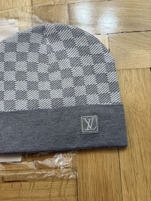 Caciula Louis Vuitton