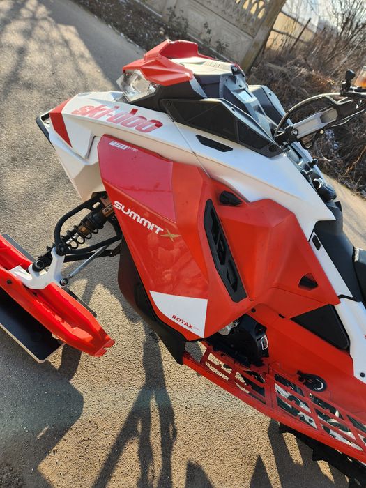 Snowmobil Ski-Doo Summit X Expert 850 E-TEC SHOT 154
