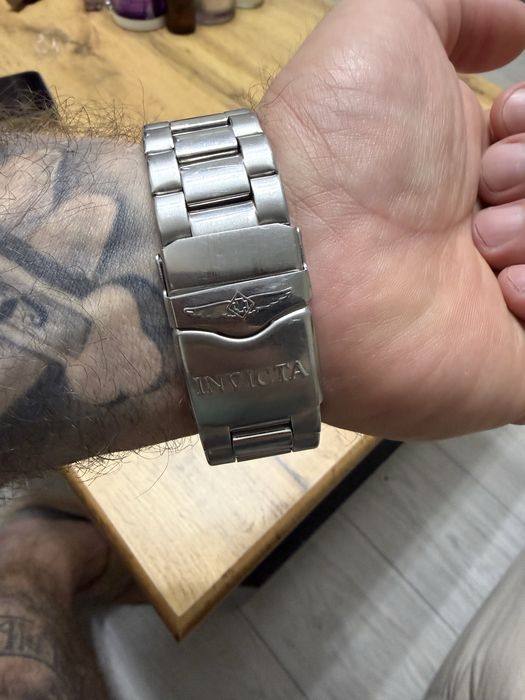Наручные часы INVICTA PRO DIVER 300  под водой