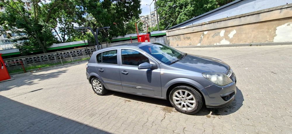Opel Astra H Automată 1.6 benzinar