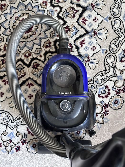 Пылесос в отличным состояние