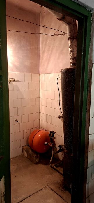 Teren cu casa de vânzare