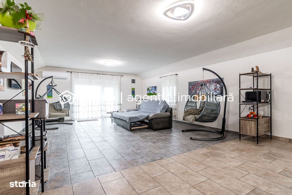 Casă modernă (2021) – Priveliște panoramică spre Lunca Mureșului