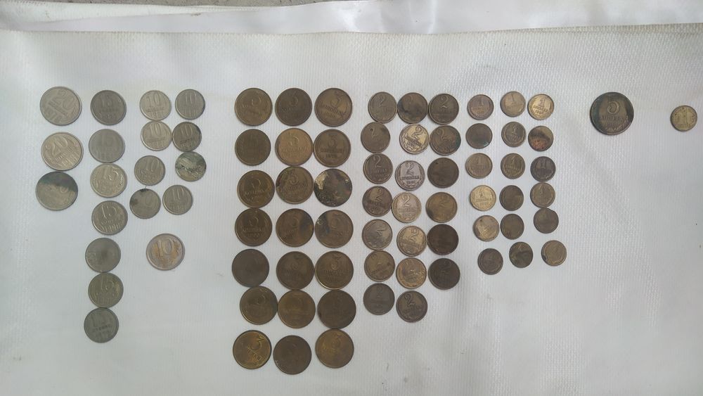 Продается монеты со времён СССР и Узбекистана