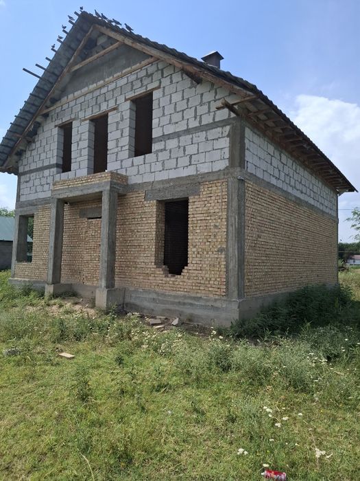 Шұғыл үй сатылады.