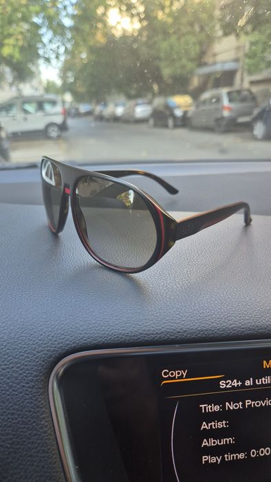 Ochelari de soare Gucci