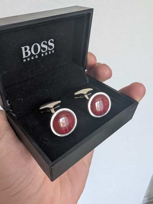 Запонки hugo boss