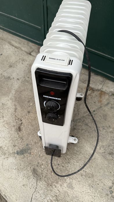 Radiator electric cu ulei marca Heinner