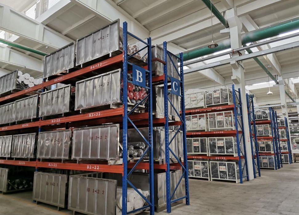 Rafturi metalice industriale