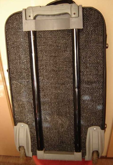 Голям италиански куфар – Ренцо Мети в сиво