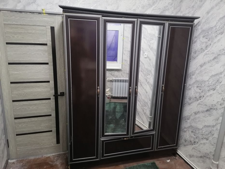 Шфанер стенка паставка