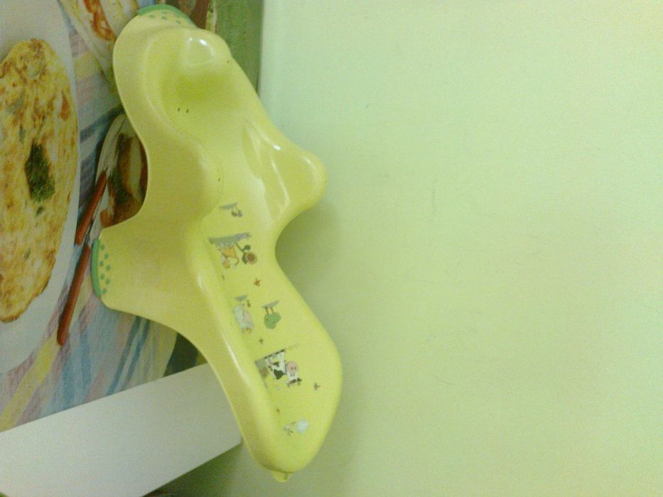 продавам бебешки шезлонг за къпане