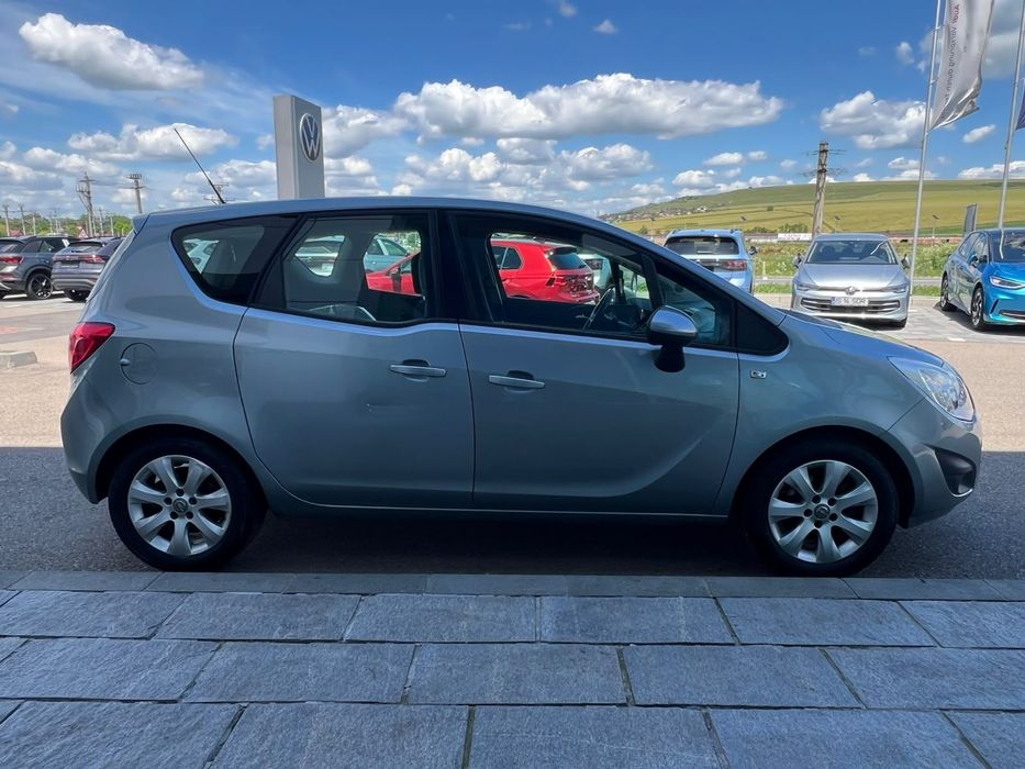 Opel Meriva Clima pe 2 zone, Pilot automat, Computer bord, Volan piele