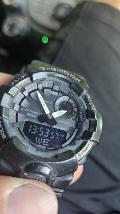 Часовник Casio .