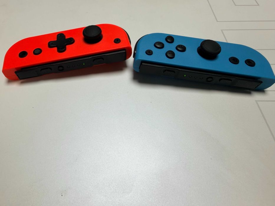 JOYCON контролер за Nintendo Switch с червено-сини