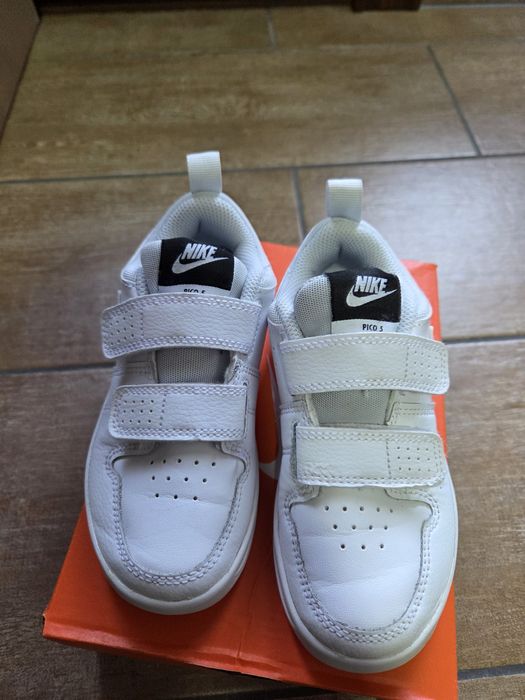 Nike mar 27.5 ca noi