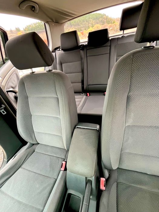 Volkswagen Golf diesel, 1.294 € — imagine 4
