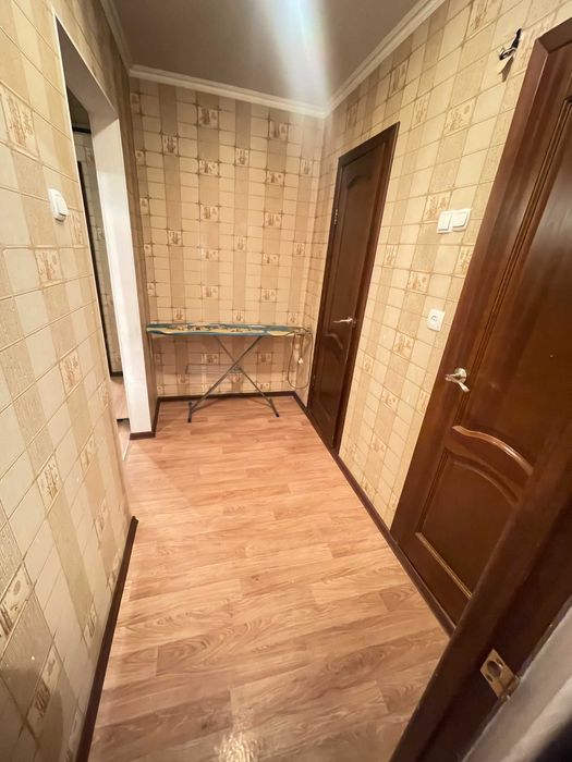 продам 2-х ком 11 мкр