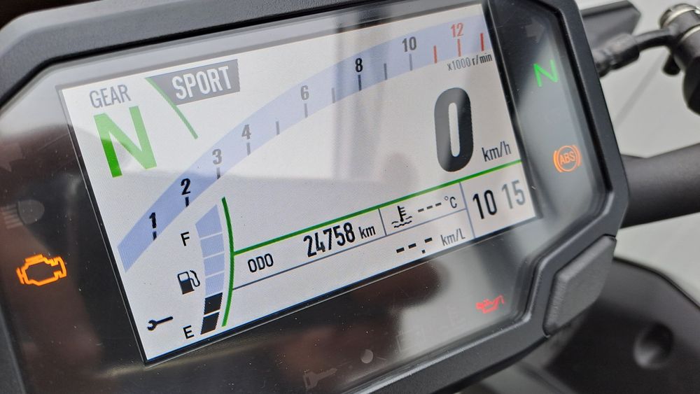 MotoFly Ploiesti vinde Kawasaki Z900 an 2021 garanție