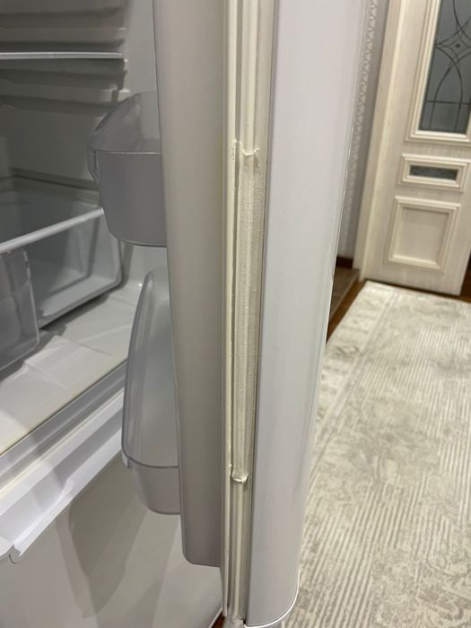 Холодильник Indesit