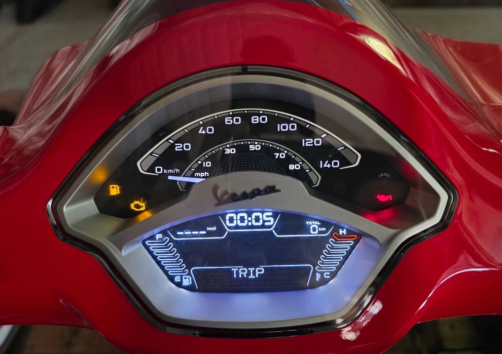Vespa Primavera 125  2025 , NOU - 0 km, euro 5+, editie RED