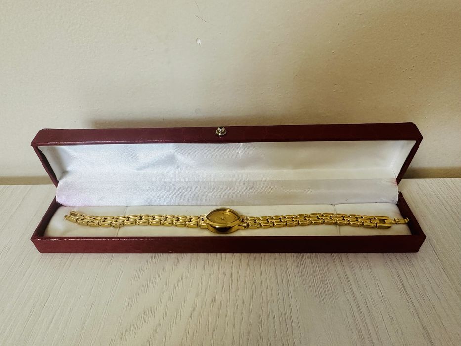 Срочно продам золотые часы