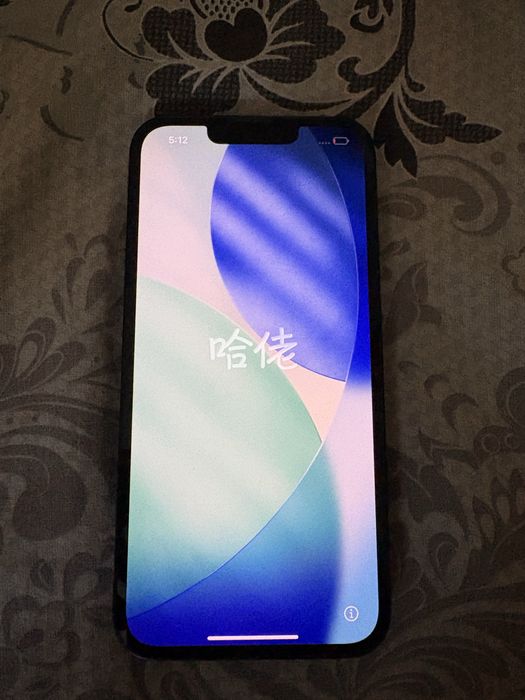 Продам Iphone 13