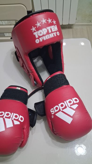 Шлем и перчатки для ММА, дзюдо