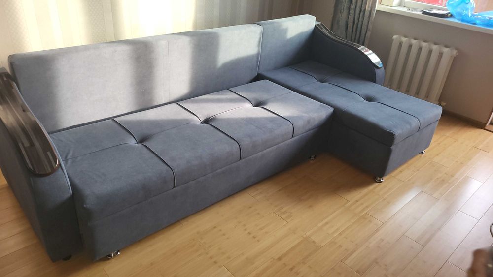 Продам диван. Новый. Срочно