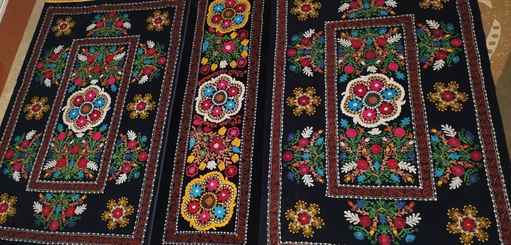 Ташкентский паляк (вышивка сюзане).