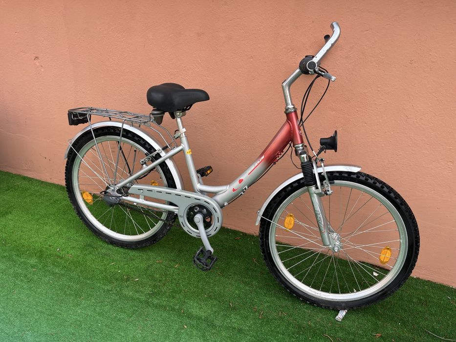 Алуминиев Велосипед CBM 24цола 7скор.Вътрешни