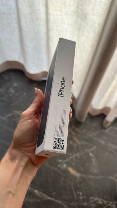 Новый не вскрывался iphone 17 256 eSim+sim