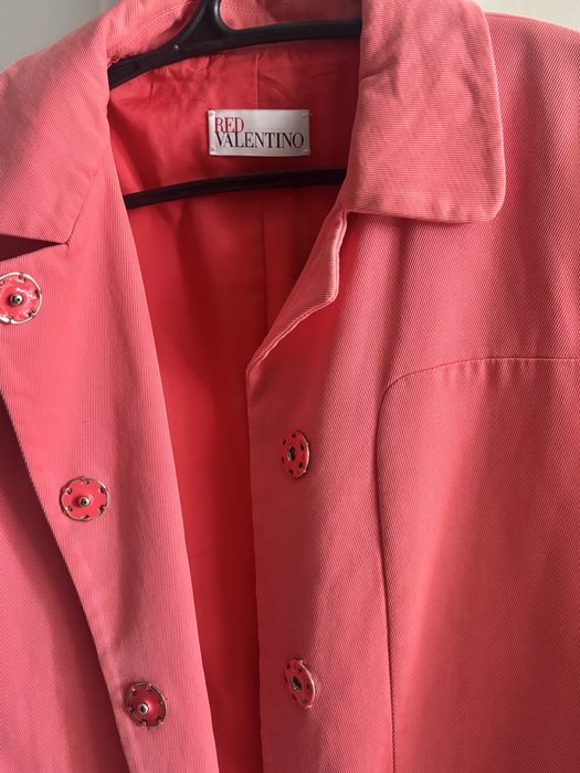 Valentino пальто валентино ред