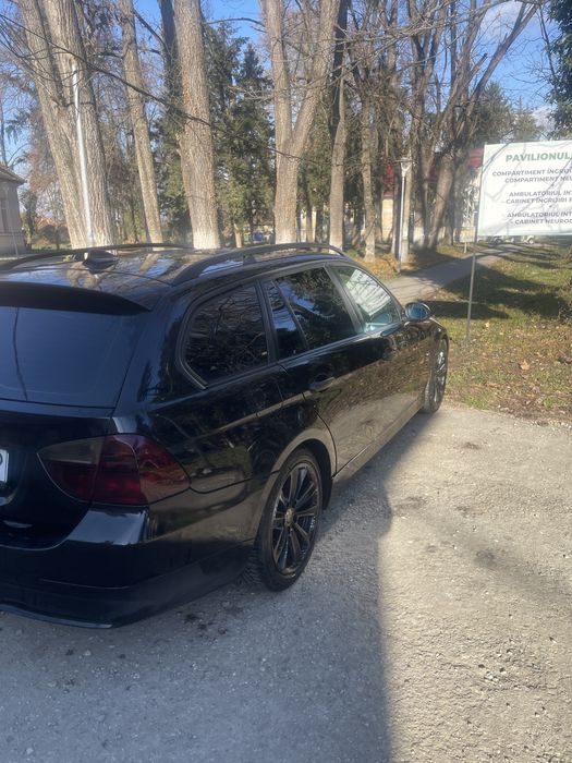 Vand sa schimb cu dacia lodgy