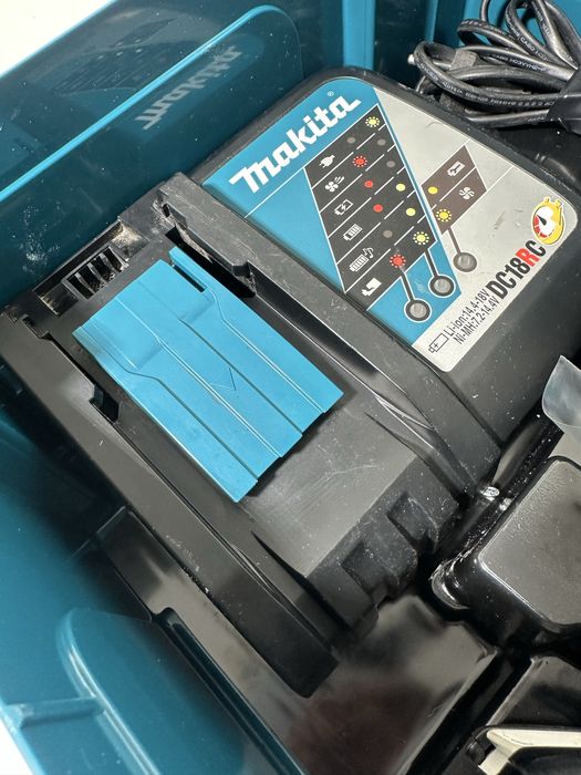Makita DDF 458 filetanta ca noua