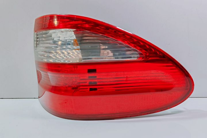 Stop Dreapta  tripla break A2118201664 Mercedes-Benz E-Class W211