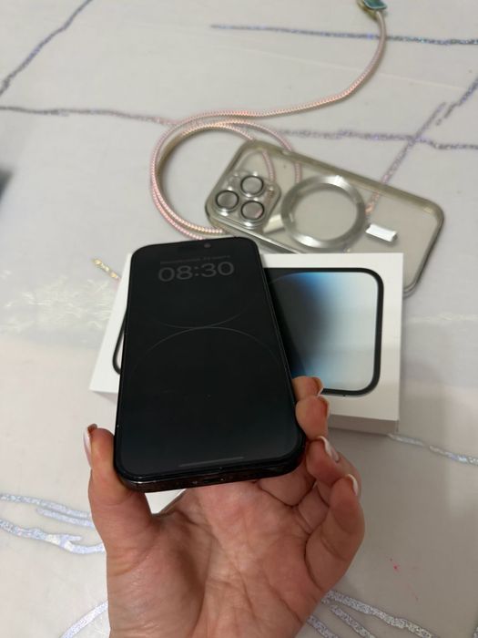 Iphone 14pro зарядка чехолдарымен 320.000