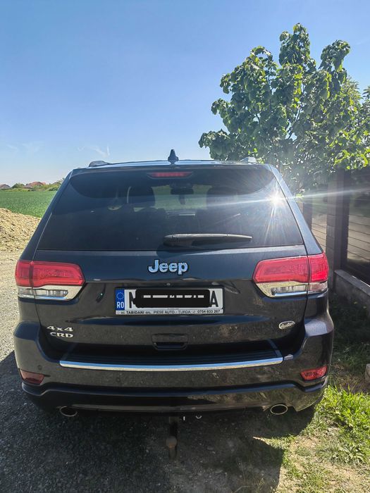 Vând Jeep grand cherokee 2014 overland, impecabil.