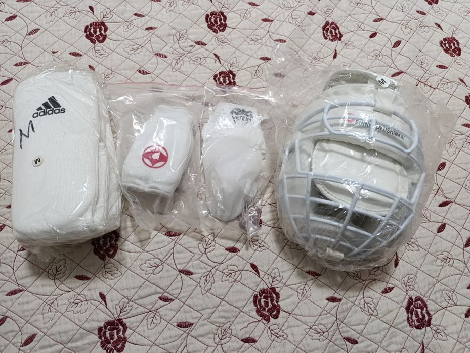 Шлем и защита для каратэ