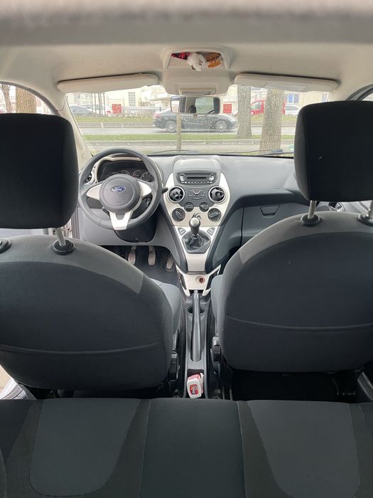 Ford Ka 2010, consum mic, potrivita pentru oras