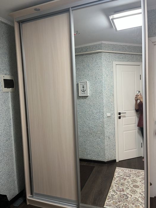 Продам  шифоньер