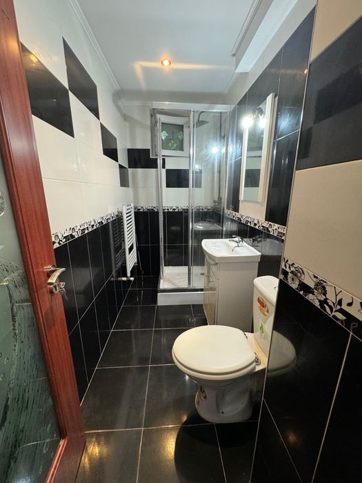 Apartament doua camere de inchiriat - zona centrala Onesti!