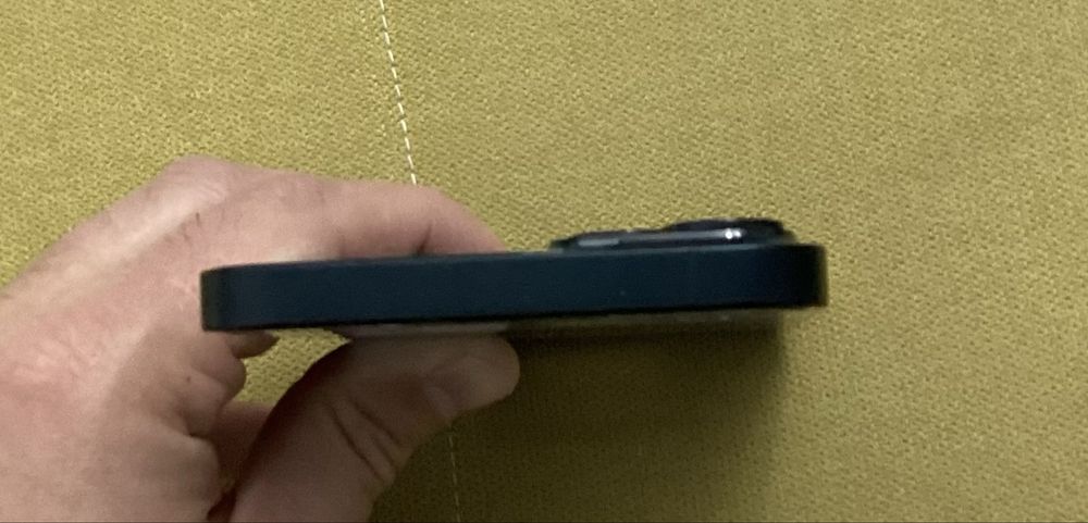 Vand iPhone 14 Plus, pachet complet