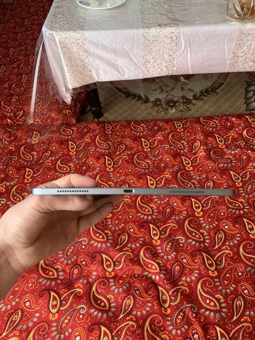 iPad Pro 11 dyum 2020 2 pokolena