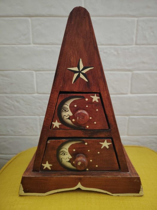 Винтидж дървена кутия за бижута