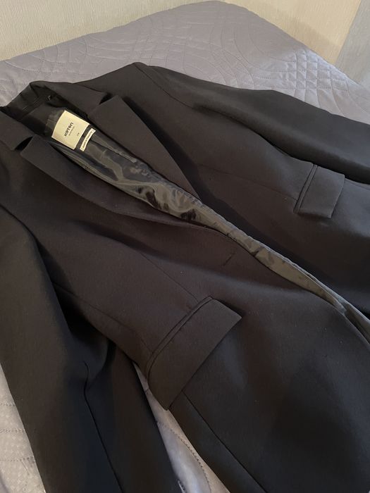 Новые пиджаки Mango продаются срочно