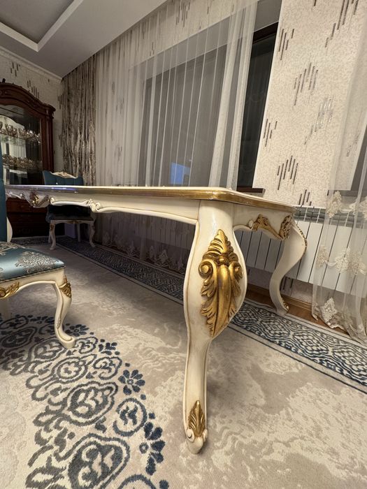 Стол со стулями 8 шт