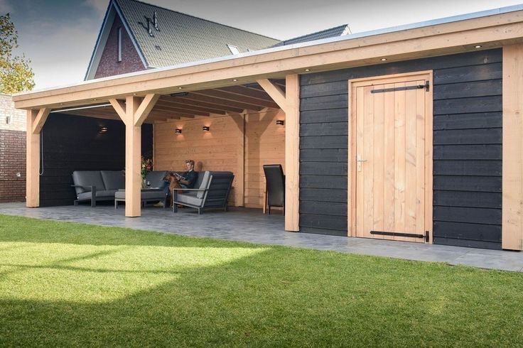 Vand foisoare sau pergole din lemn