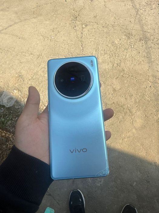 виво x100 работает отлично